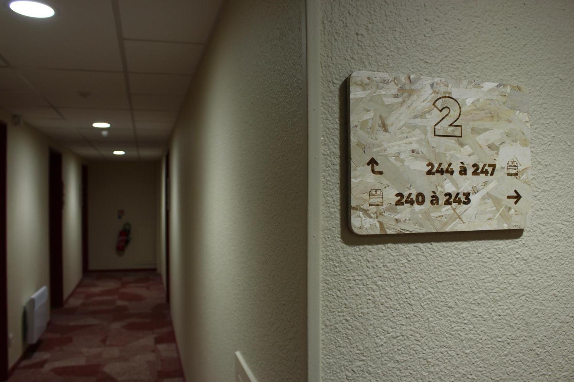 Greet Hotel Dijon Sud Longvic Bagian luar foto
