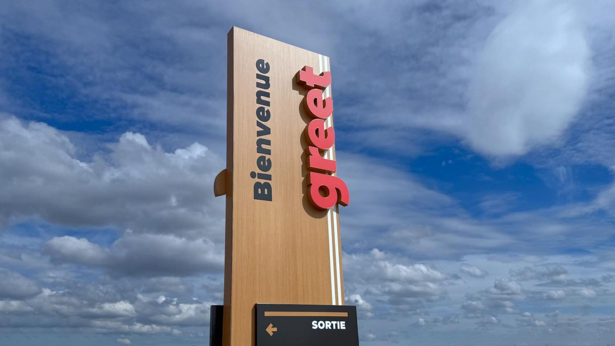 Greet Hotel Dijon Sud Longvic Bagian luar foto