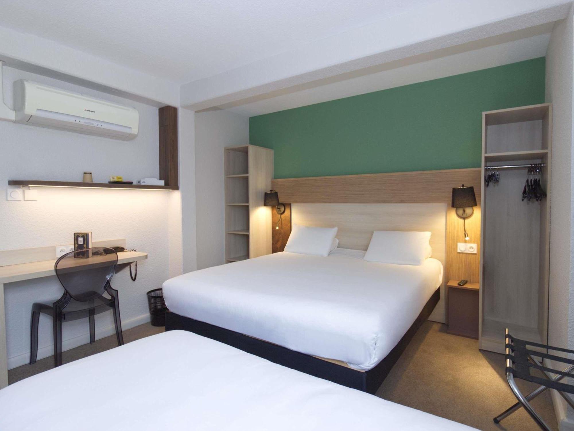 Greet Hotel Dijon Sud Longvic Bagian luar foto